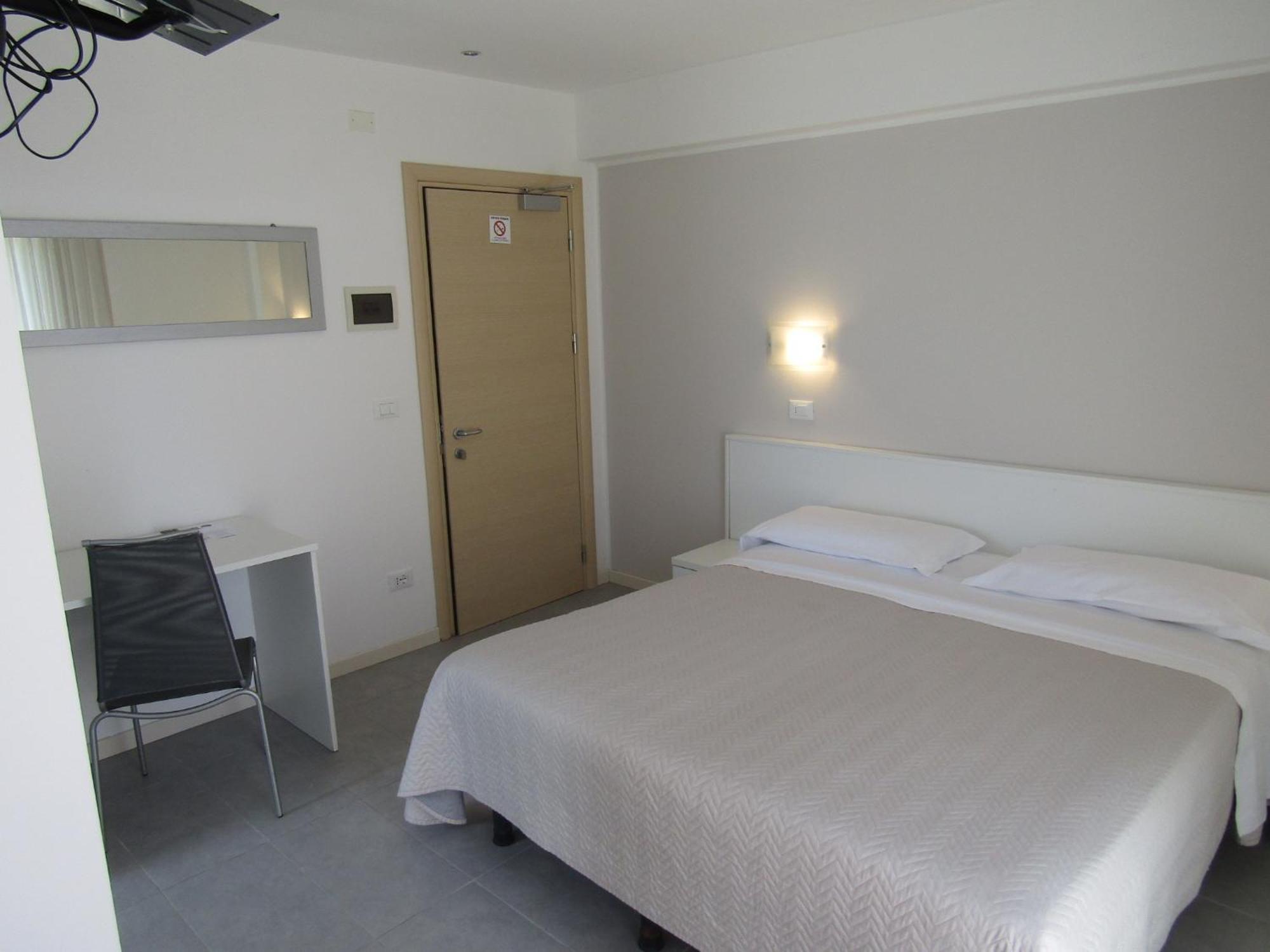 Atene Hotel 3*